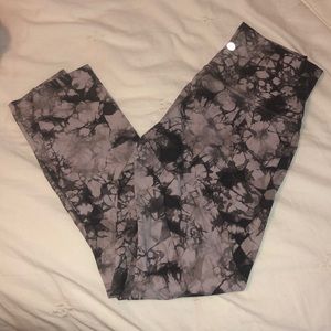 Lulu lemon tie die leggings